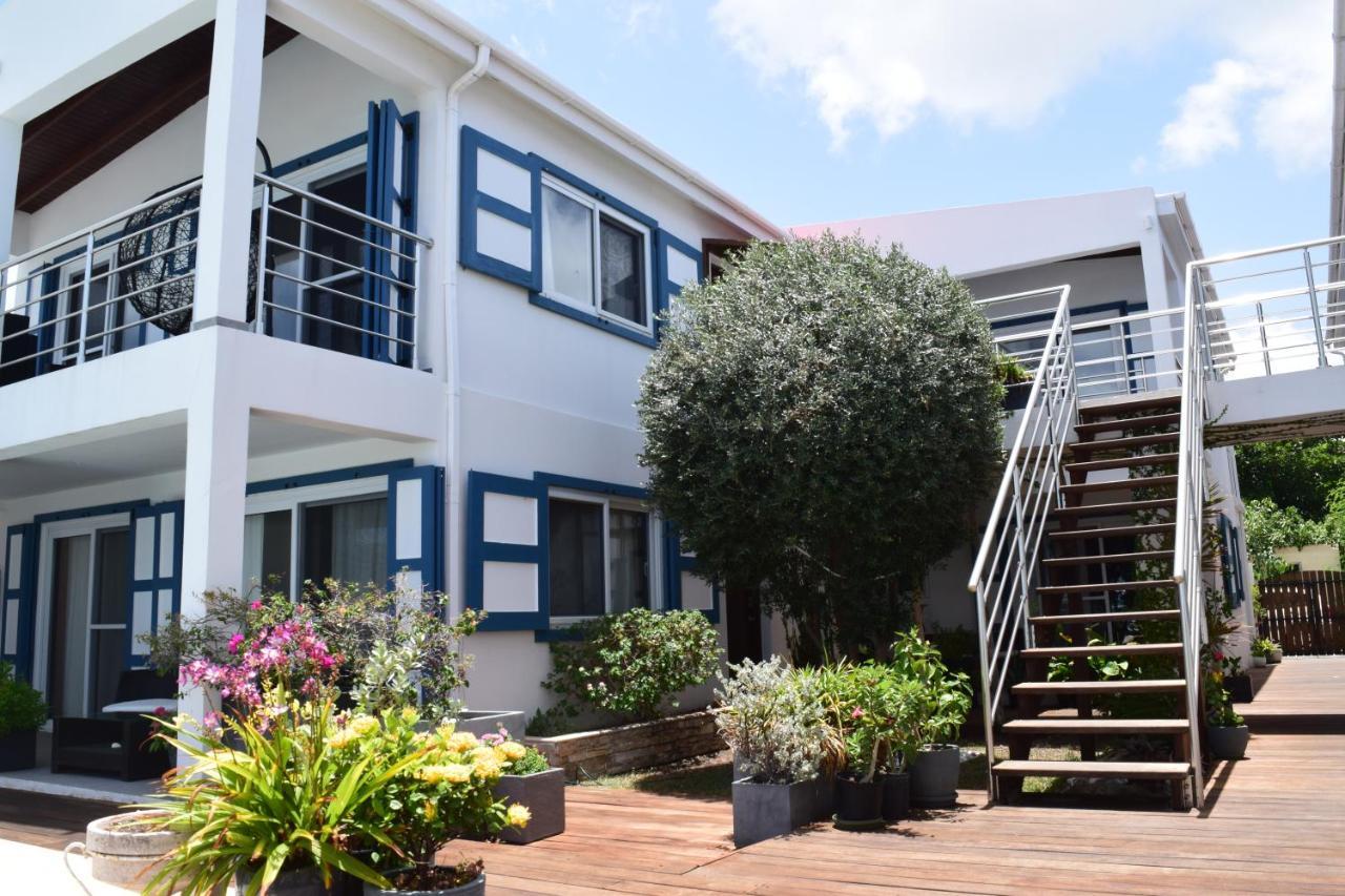 Tradewinds Apartments ซิมป์สันเบย์ ภายนอก รูปภาพ