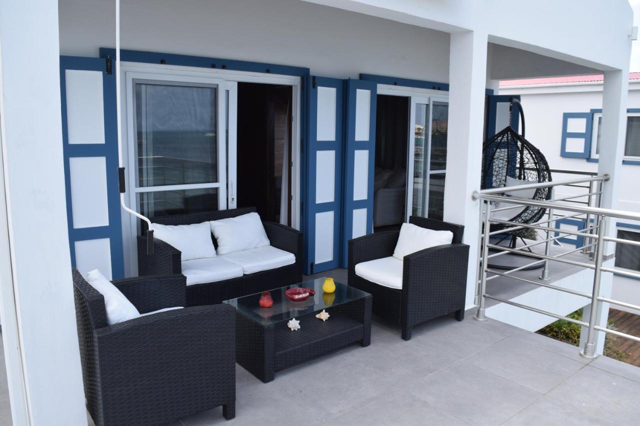 Tradewinds Apartments ซิมป์สันเบย์ ภายนอก รูปภาพ