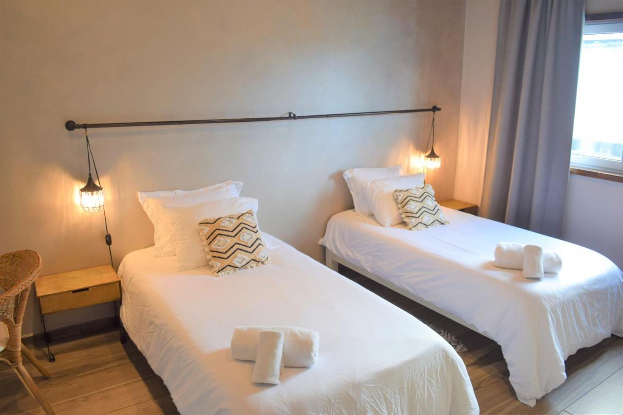 Tradewinds Apartments ซิมป์สันเบย์ ภายนอก รูปภาพ