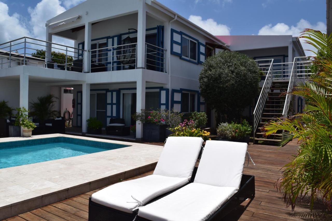 Tradewinds Apartments ซิมป์สันเบย์ ภายนอก รูปภาพ